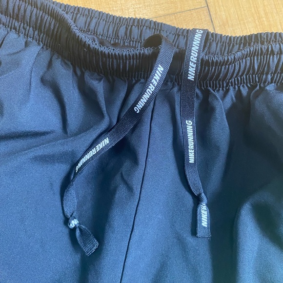 Nike dri-fit jogging shorts. Size small. No defects. - Picture 4 of 7